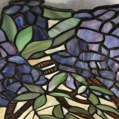  Lot 213 - Tiffany Style Lamp & More