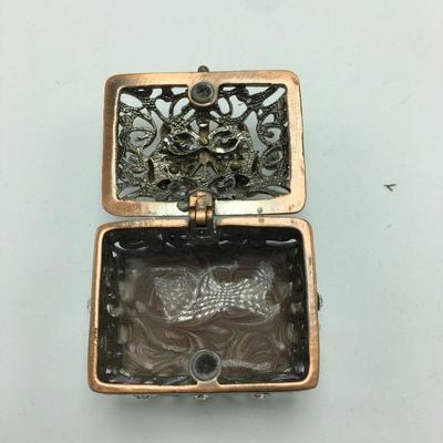 Lot 216 - Glass & More