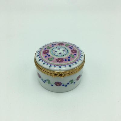 Lot 216 - Glass & More