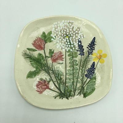 Lot 217 - Botanical Decor