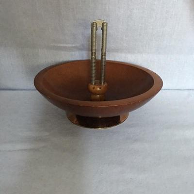 Lot 219 - Wooden Decor