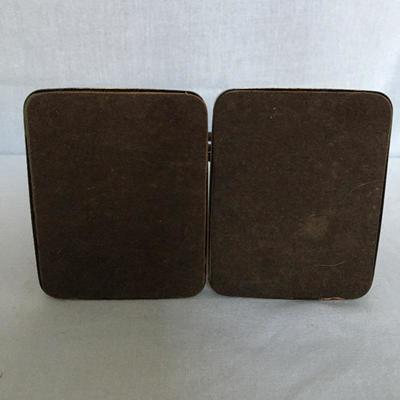 Lot 219 - Wooden Decor