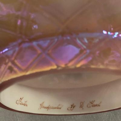 Lot 223 - Fenton Lamp