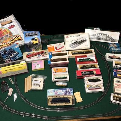 Lot # 179 Vintage Train Set with table 