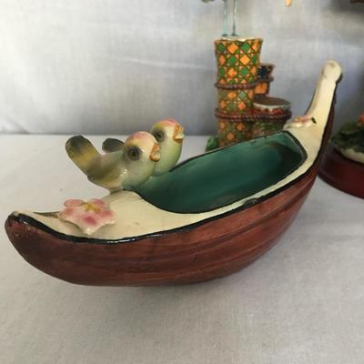 Lot 226 -Tropical Bird Collection