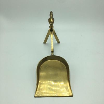 Lot 230 - Batch of Brass 
