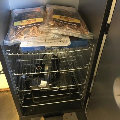 Lot 238 - Electric Smoker By Masterbuilt