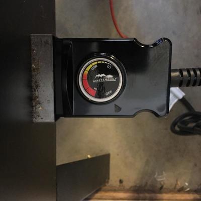 Lot 238 - Electric Smoker By Masterbuilt