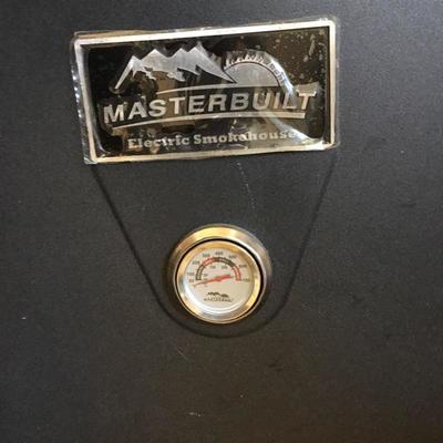 Lot 238 - Electric Smoker By Masterbuilt