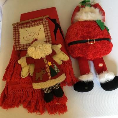 Lot 240 - Christmas Decor