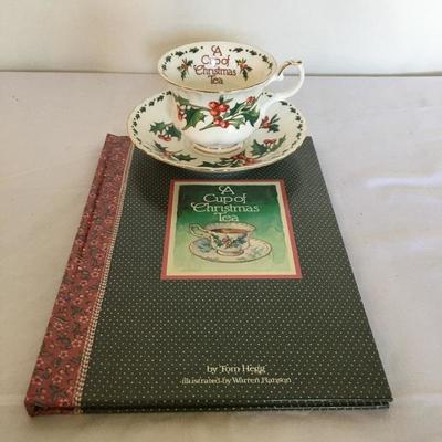 Lot 240 - Christmas Decor