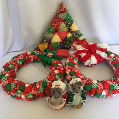 Lot 240 - Christmas Decor