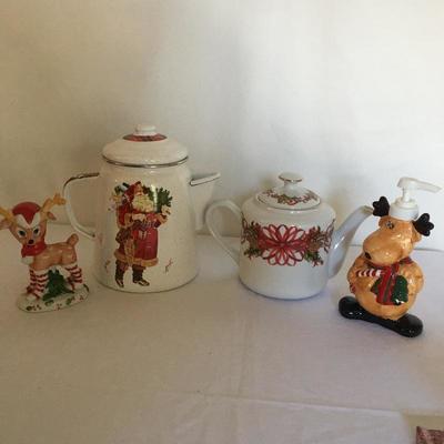 Lot 240 - Christmas Decor
