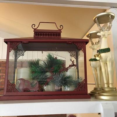 Lot 240 - Christmas Decor