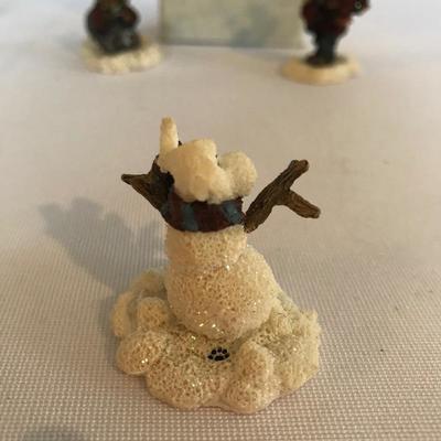 Lot 241 - Boyds Town Kringleâ€™s Village Pieces & More