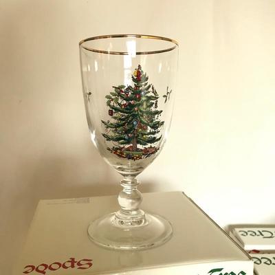 Lot 242 - Spode Christmas Tree Serving Dishes with Ten Glasses
