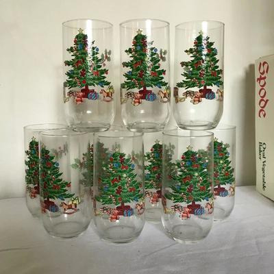 Lot 242 - Spode Christmas Tree Serving Dishes with Ten Glasses