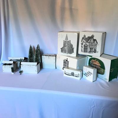 Lot 250 - Lefton and Heritage Village Collection
