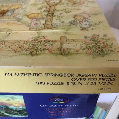 Lot 252 - Puzzles & Kids Books