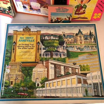 Lot 252 - Puzzles & Kids Books