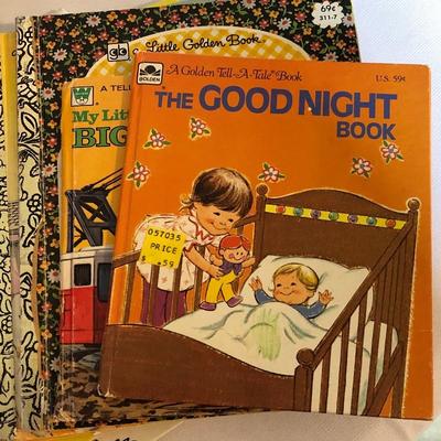 Lot 252 - Puzzles & Kids Books