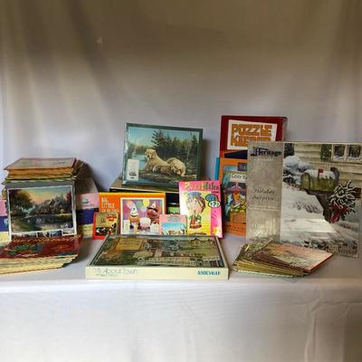 Lot 252 - Puzzles & Kids Books