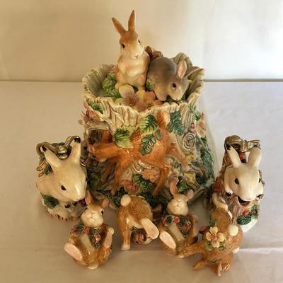 Lot 254 - Easter Jim Shore