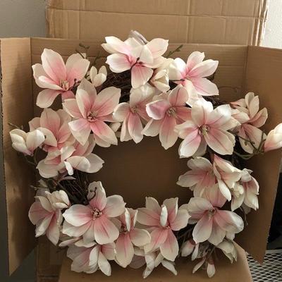 Lot 258 - Christmas Tree & More
