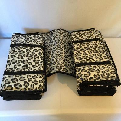  Lot 261 - Clothes Storage Solutions