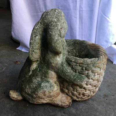  Lot 265 - Yard Decor, Fountain & More