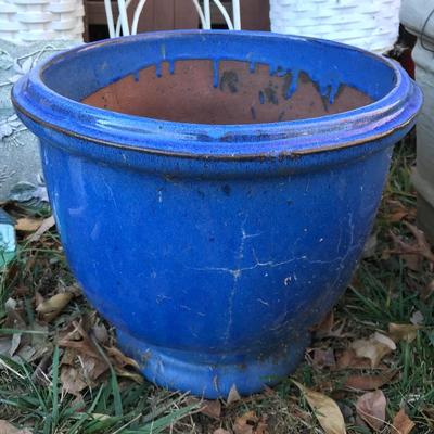Lot 267 - Yard tools, Decor & More