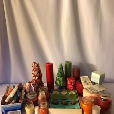 Lot 274- Oodles of Candles