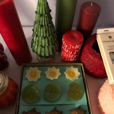 Lot 274- Oodles of Candles
