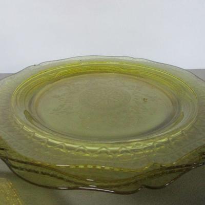Lot 15 - Amber Depression Glass