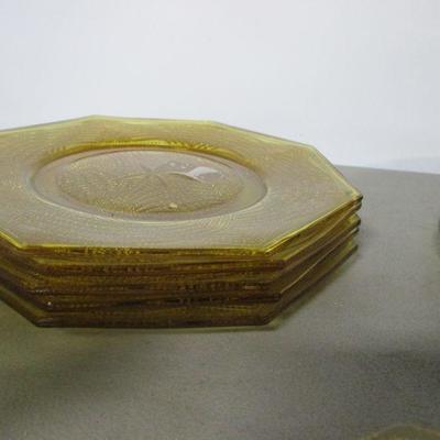 Lot 15 - Amber Depression Glass