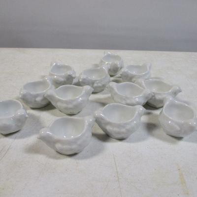 Lot 21 - Pillvuyt France Chicken Hen Egg Cup