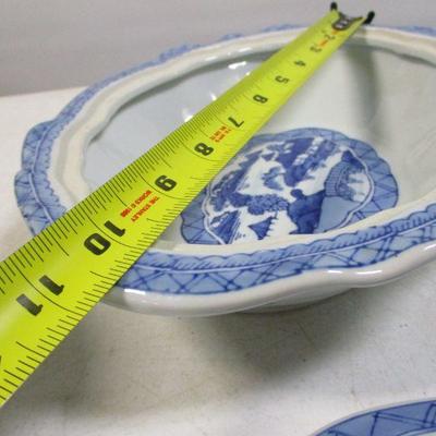 Lot 22 - Blue & White Chinaware - Butterfly Handle