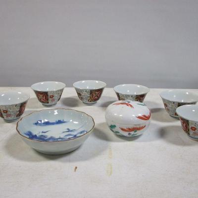 Lot 23 - Asian Style Chinaware 