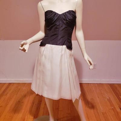 Carolina Herrera silk Organza black/cream color block strapless w/button side details