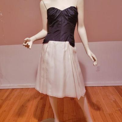 Carolina Herrera silk Organza black/cream color block strapless w/button side details