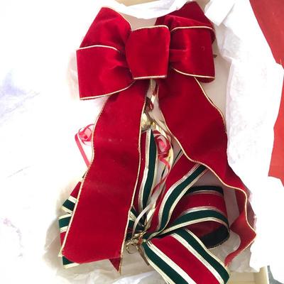 Lot 280- Wrapping Paper & More