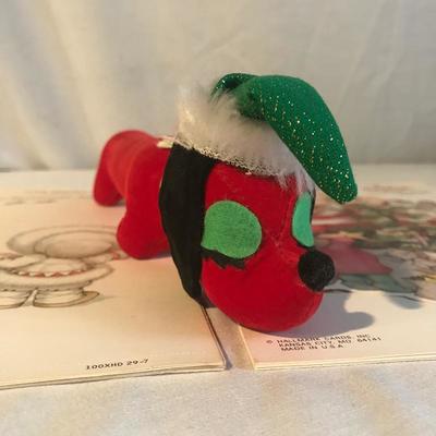 Lot 282 - Vintage Christmas