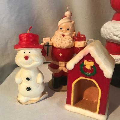 Lot 282 - Vintage Christmas