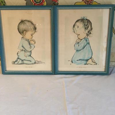 Lot 290 - Vintage Child Decor