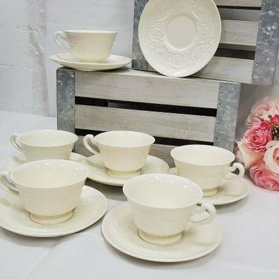 Set of 7 Wedgwood & Barlaston of Etruria Patrician Footed Tea Cups & Saucers