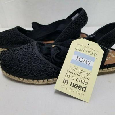 TOMS Bella Black Moroccan Floral Crochet Slingback Sandals Shoes sz 6.5 NWT