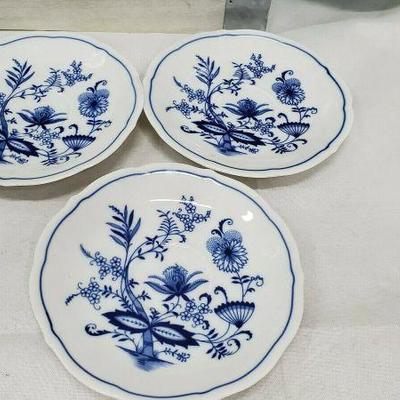 Vintage, Blue Onion 3 Saucers, Winterling Bavaria Germany, Blue & White