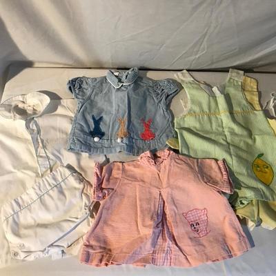 Lot 294 - Vintage Infant Clothing 