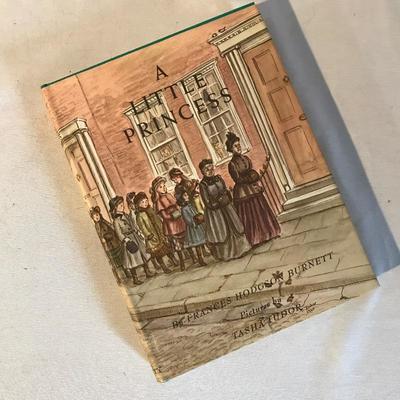 Lot 297 - Vintage Teen Books with First editions