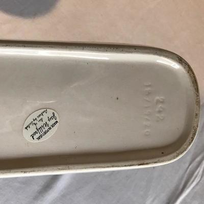 Lot 305 - Haeger Swan and other Pots